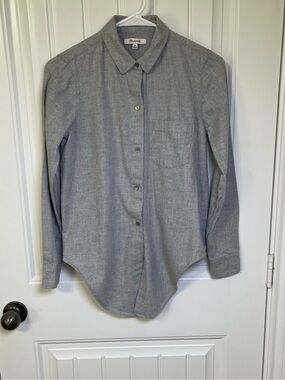 Madewell Grey 100% Cotton Long Sleeve Button Up Shirt Size XS Optional Tie Front